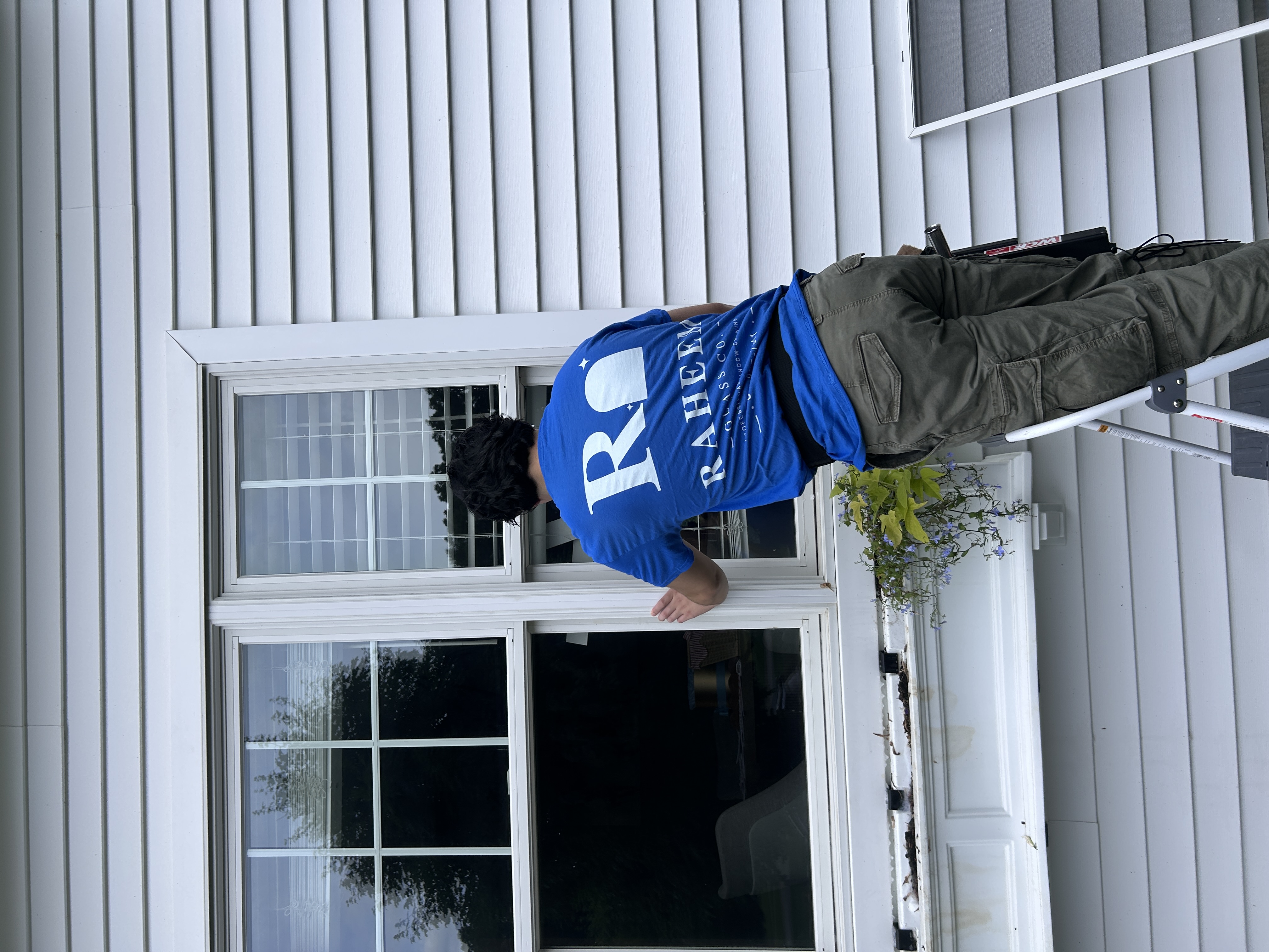 Professional window cleaning team