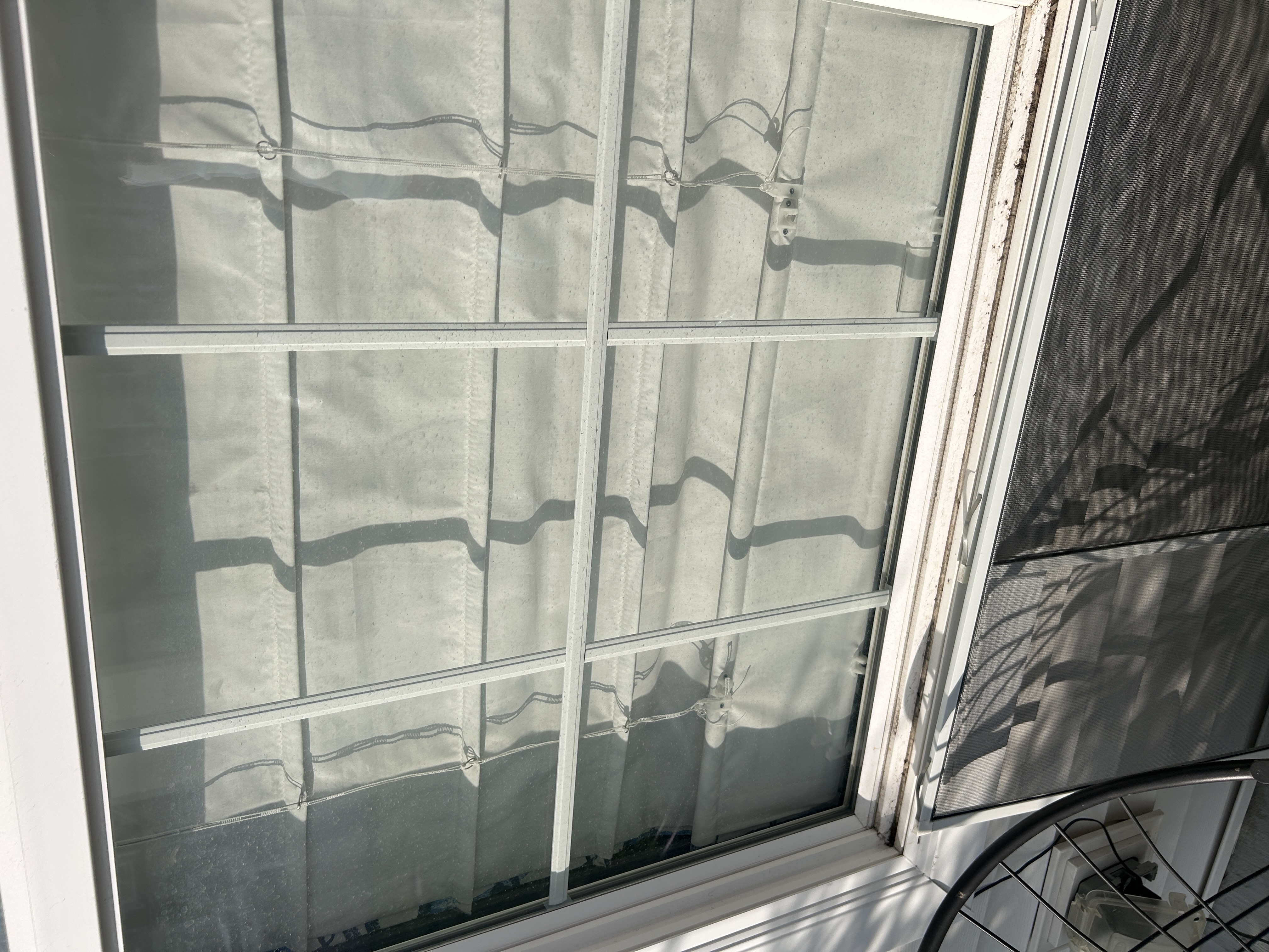 Window cleaners using professional tools